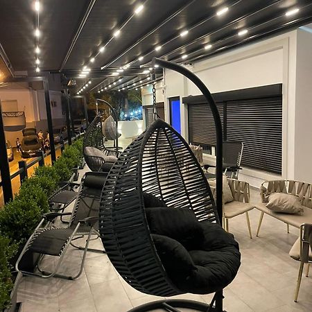 Aries Apartments Sarandë Exteriér fotografie