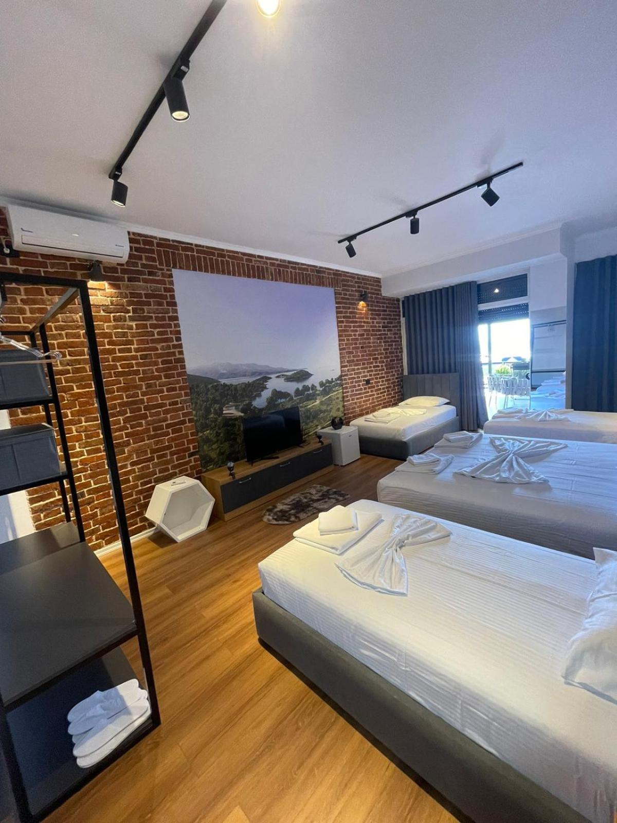 Aries Apartments Sarandë Exteriér fotografie