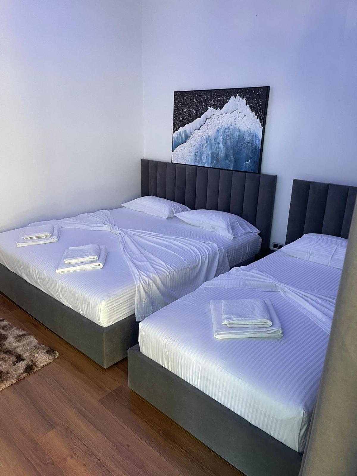Aries Apartments Sarandë Exteriér fotografie