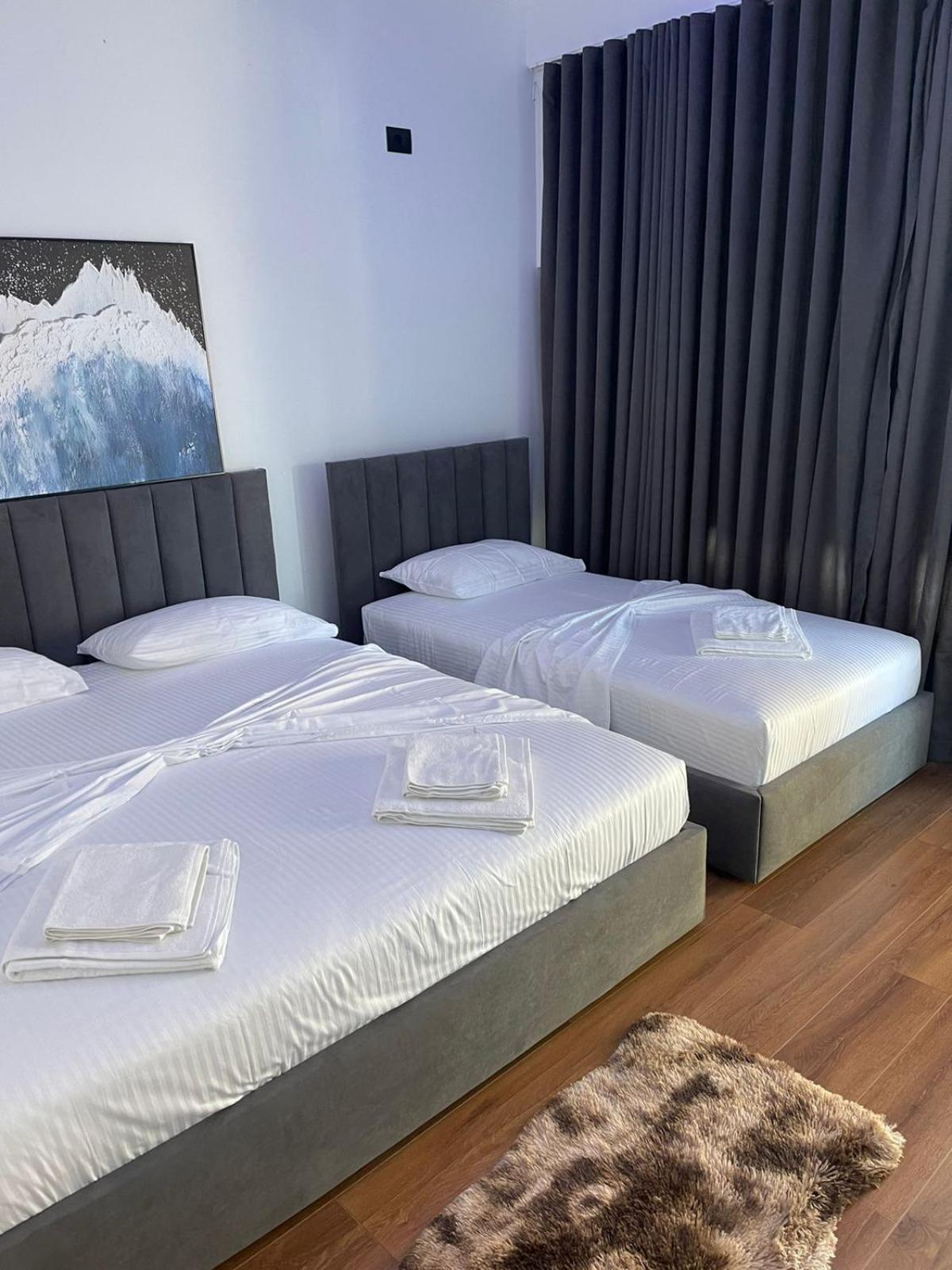Aries Apartments Sarandë Exteriér fotografie