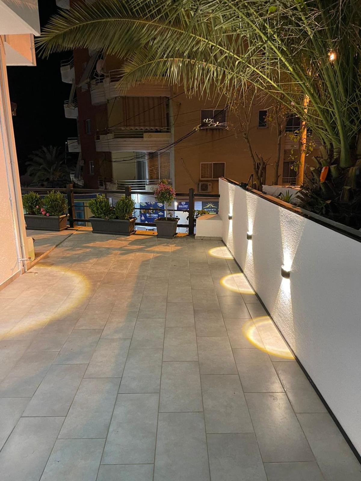 Aries Apartments Sarandë Exteriér fotografie