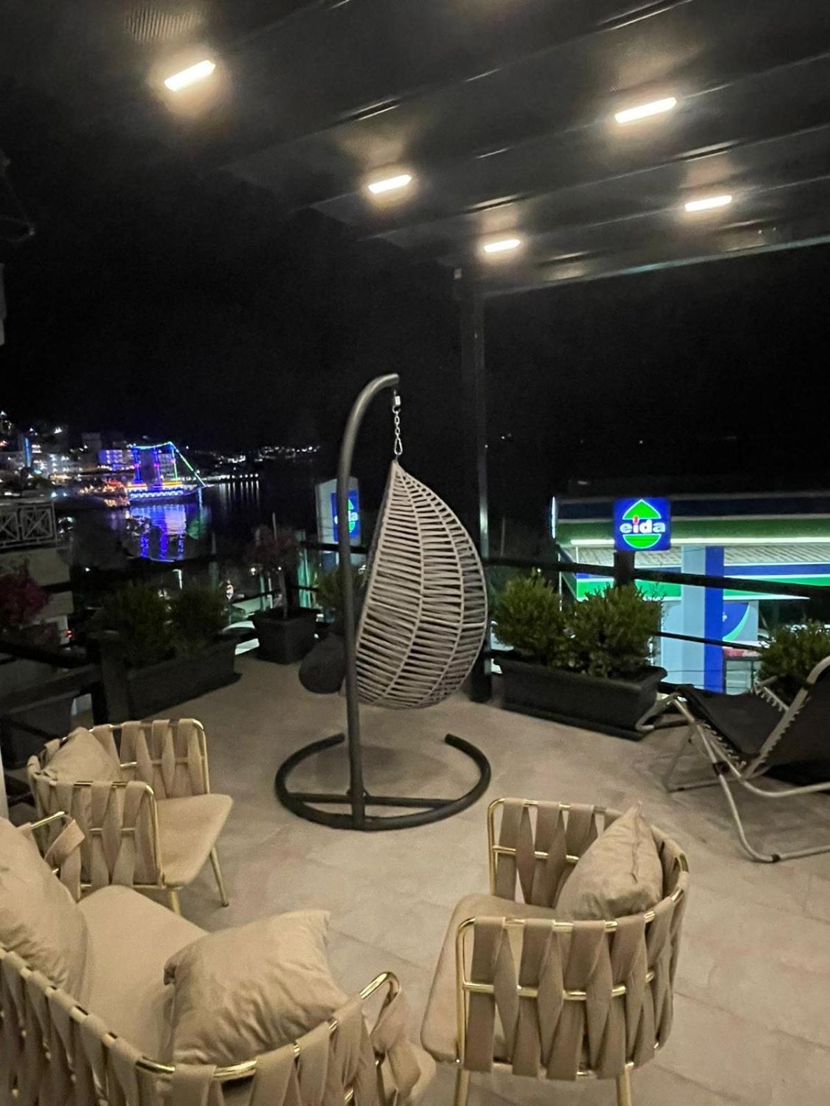 Aries Apartments Sarandë Exteriér fotografie