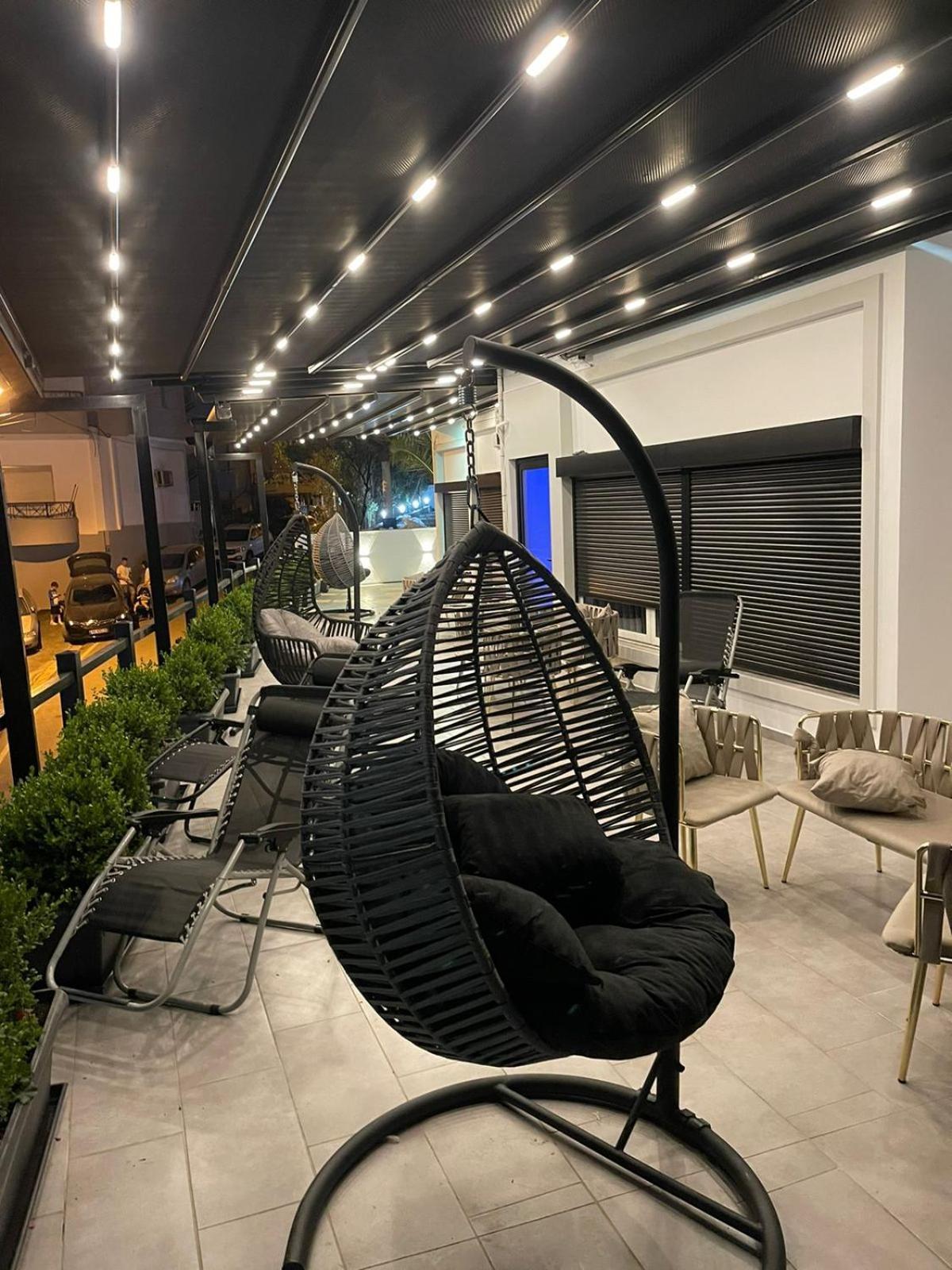 Aries Apartments Sarandë Exteriér fotografie