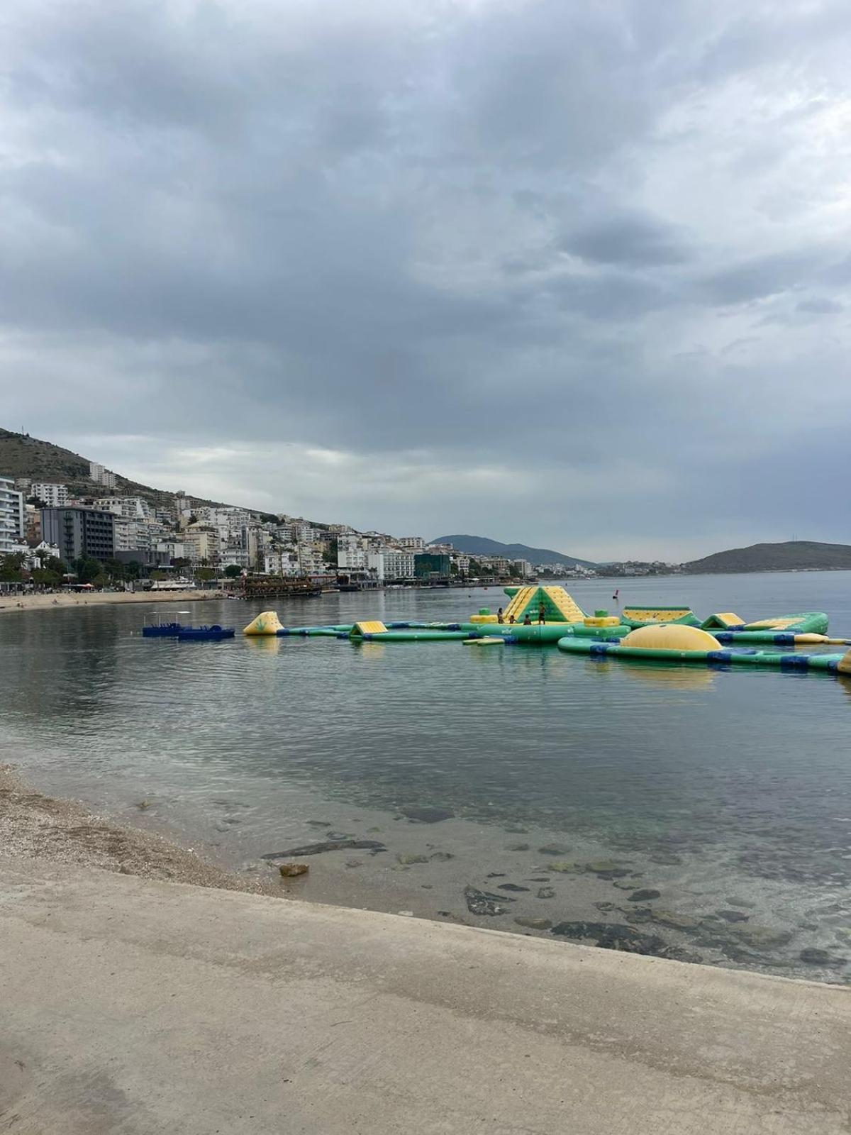 Aries Apartments Sarandë Exteriér fotografie