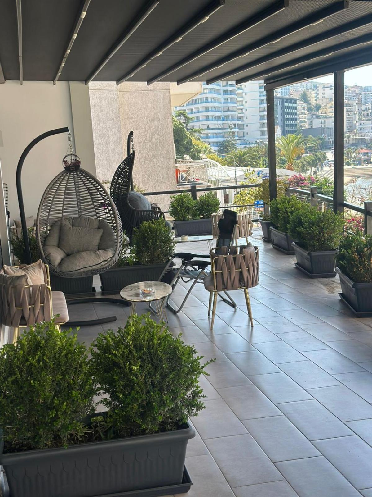 Aries Apartments Sarandë Exteriér fotografie